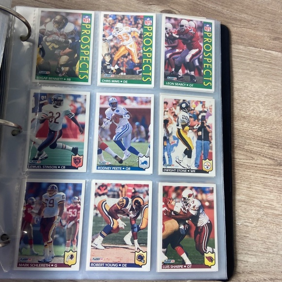 Football Cards - Picture 8 of 15